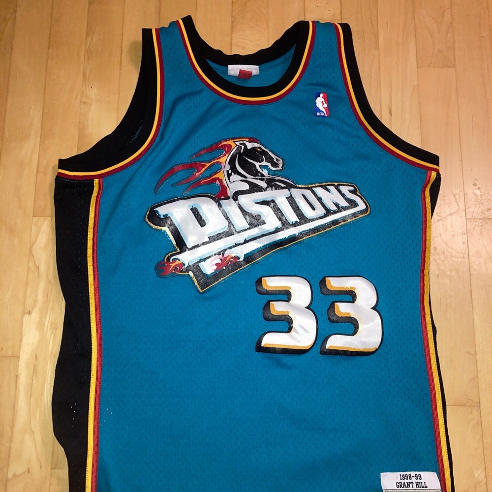 Detroit Pistons Mitchell & Ness Grant Hills vintage 33 Jersey size Large Teal